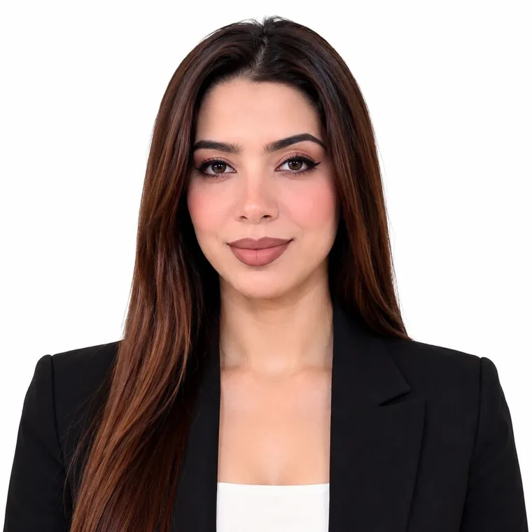 Simran Wadhwa